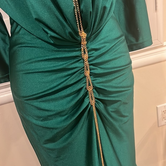 Eva Mejl Kimberly’s emerald green evening Dress - Picture 8 of 10